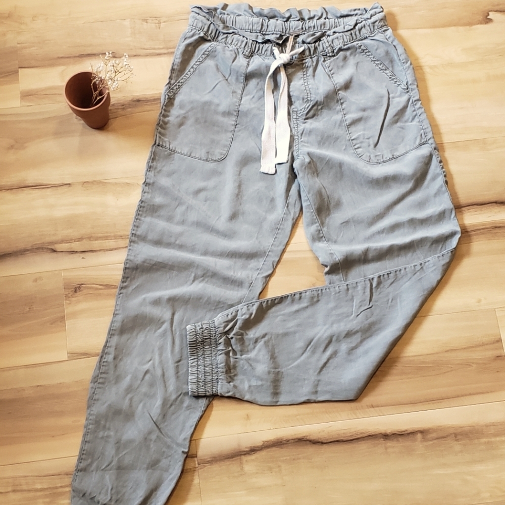 Light green casual jogger sz S